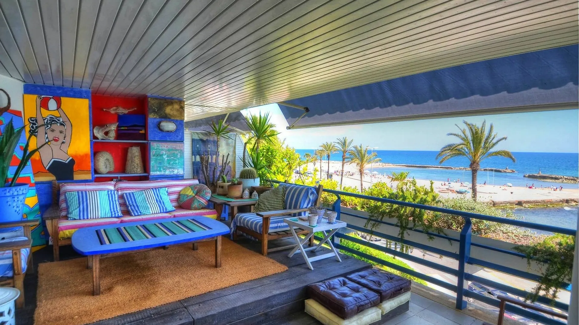 Water Front Duplex Apartment Sitges