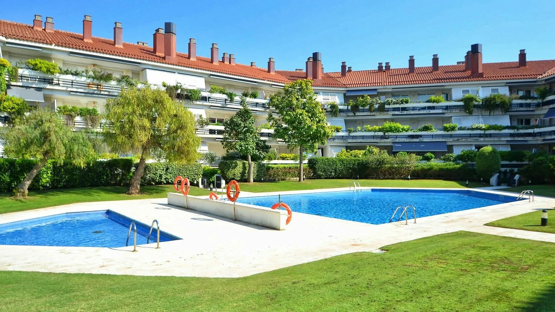 Water Front Duplex Apartment Sitges